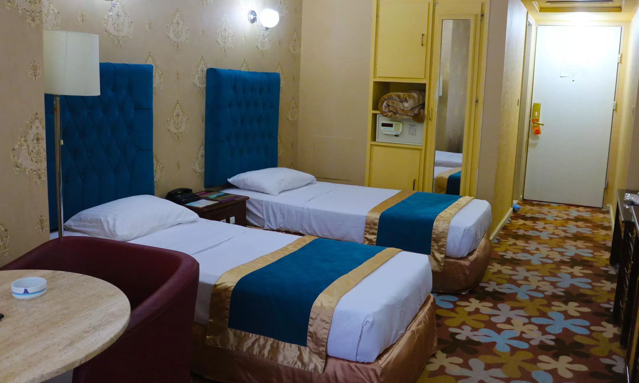Alibaba https://cdn.alibaba.ir/ostorage/hotel-accommodation-images/69676c4246ae9d8e6fb49a23_توئین معمولی.webp